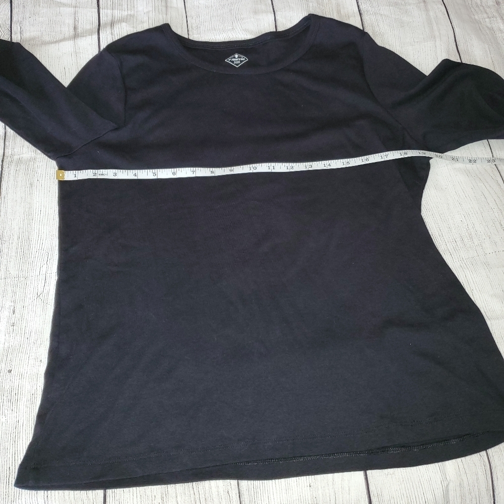 St. John's Bay Black Long Sleeve - Picture 5 of 9
